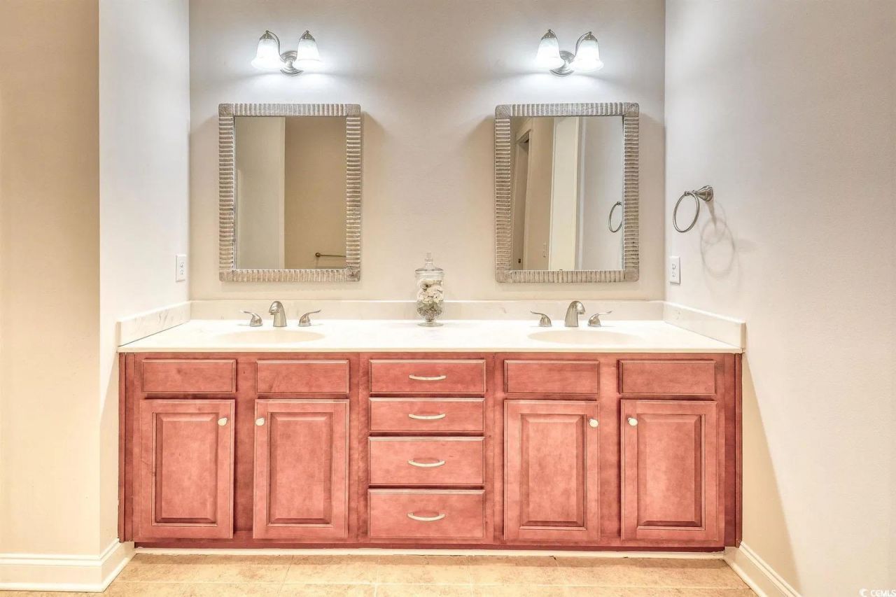 750 Shine Ave. Photo 14