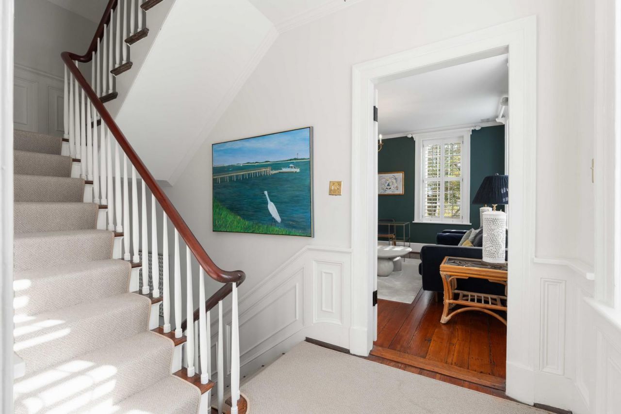 32 Wentworth Street Photo 15