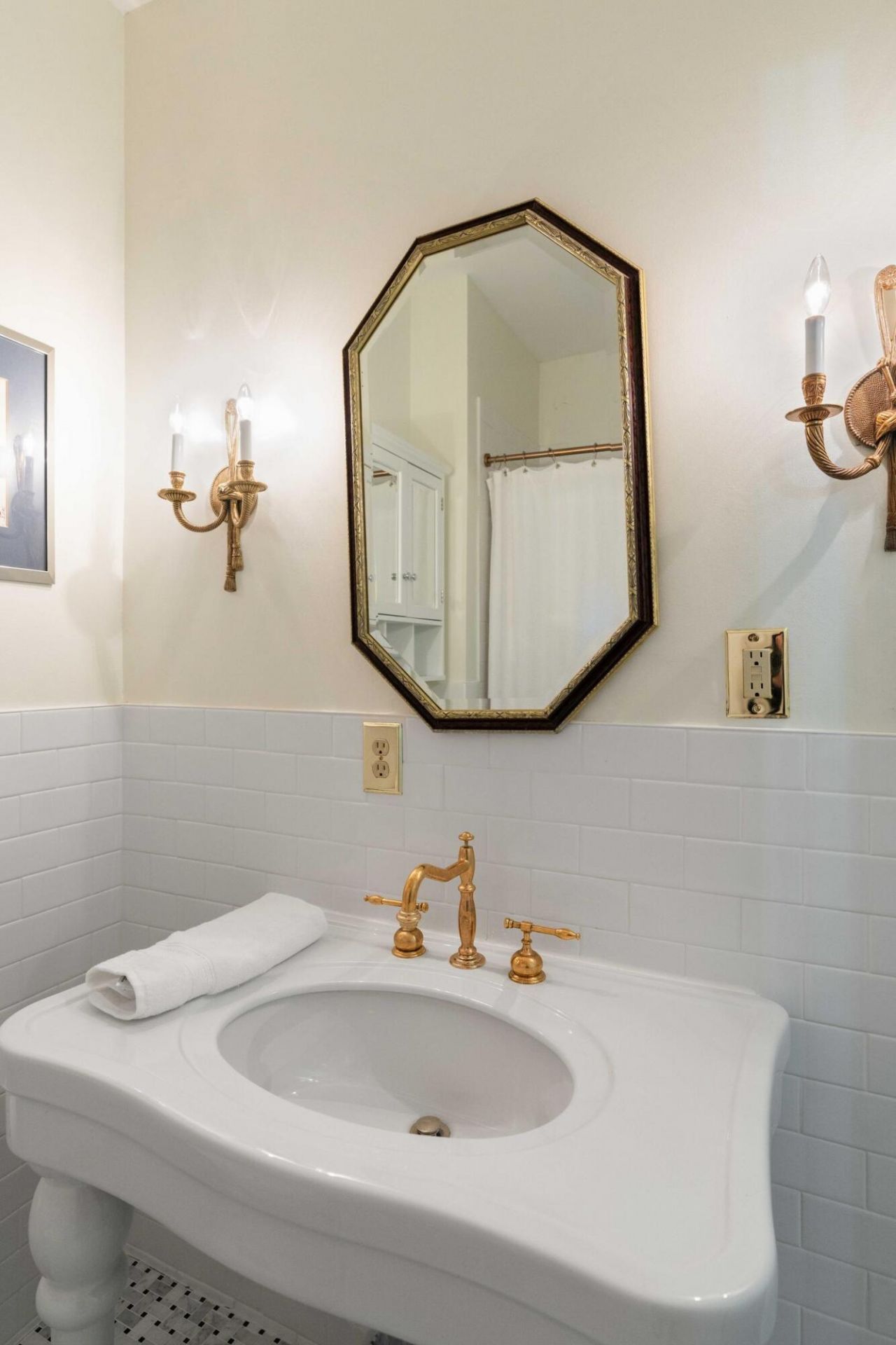 32 Wentworth Street Photo 29