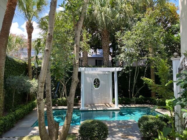 32 Wentworth Street Photo 38
