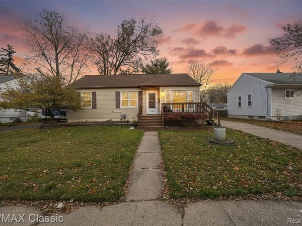 1439 Kingsley Street, Mt. Clemens, MI 48043