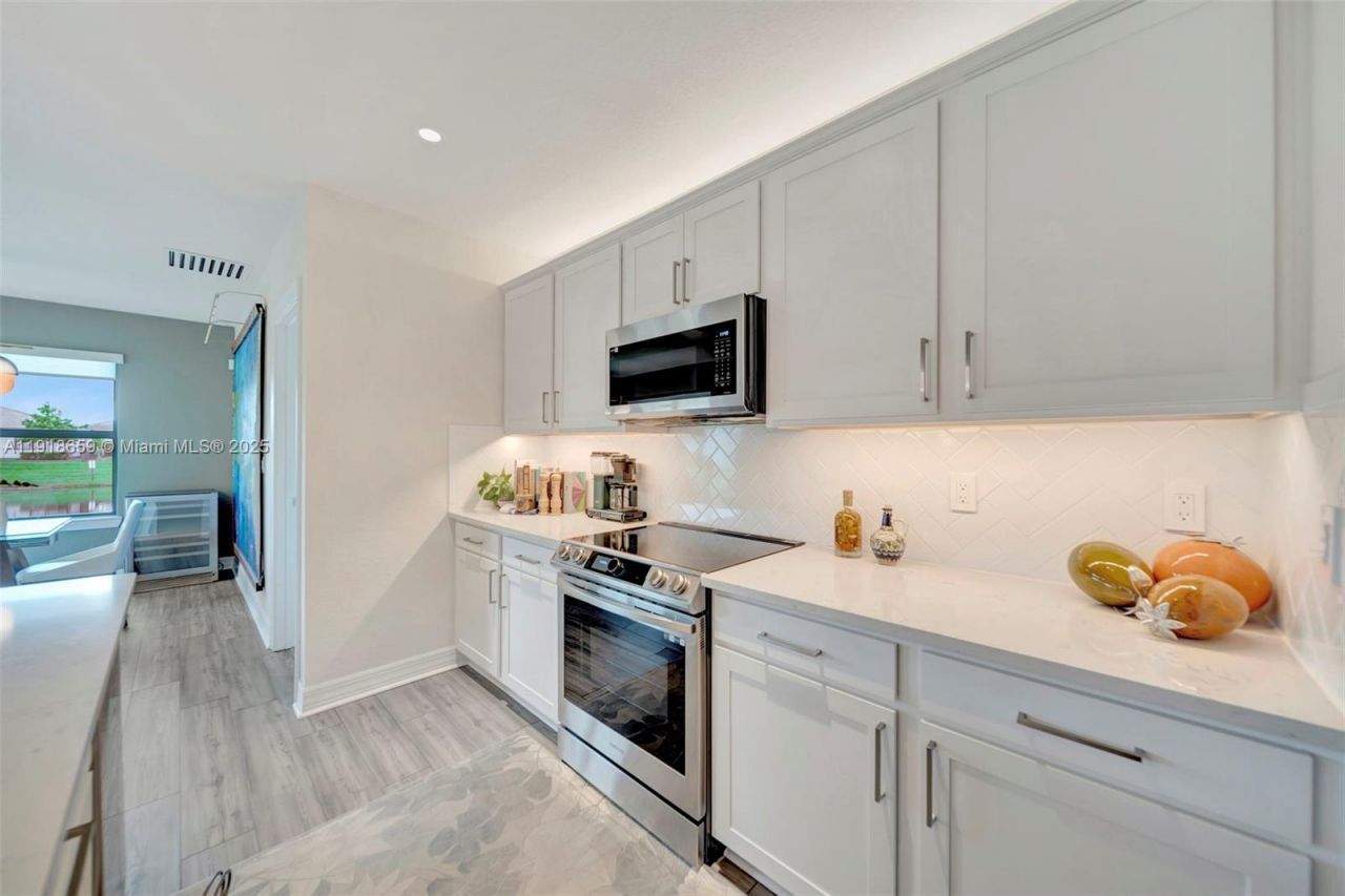 2941 Shortleaf Ave, Lauderdale Lakes, FL 33311 Photo