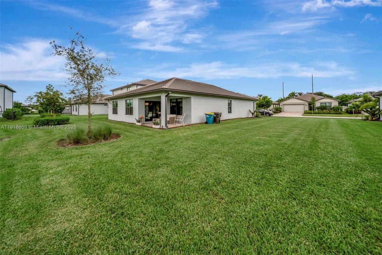 2941 Shortleaf Ave, Lauderdale Lakes, FL 33311 Photo