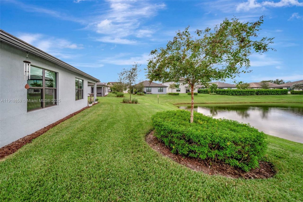 2941 Shortleaf Ave, Lauderdale Lakes, FL 33311 Photo