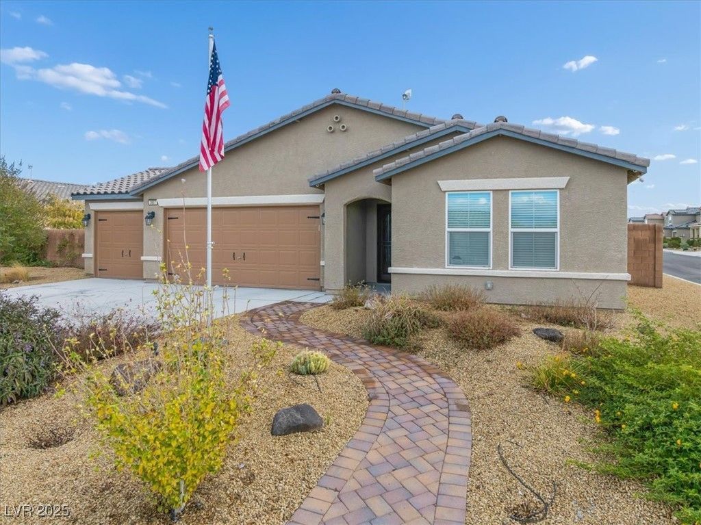 3807 E Sedgwick Avenue, Pahrump, NV 89061 Main Photo