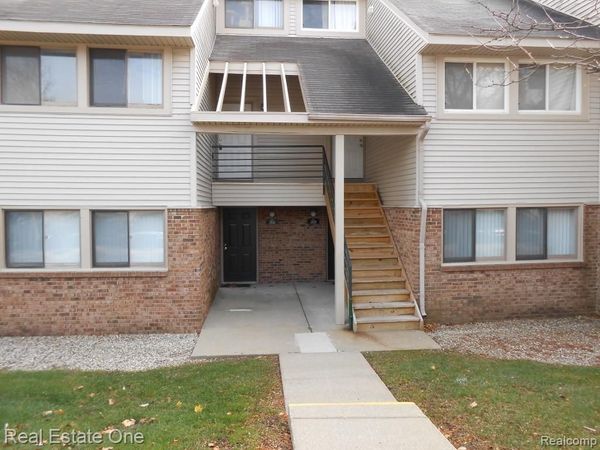 2830 Davison Avenue, Auburn Hills, MI 48326