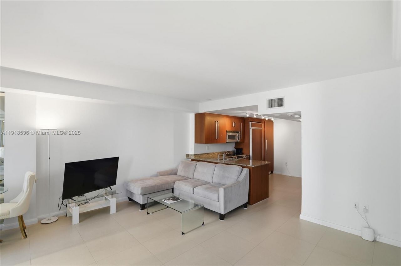 10275 Collins Avenue, Unit 1101, Bal Harbour, FL 33154 Photo