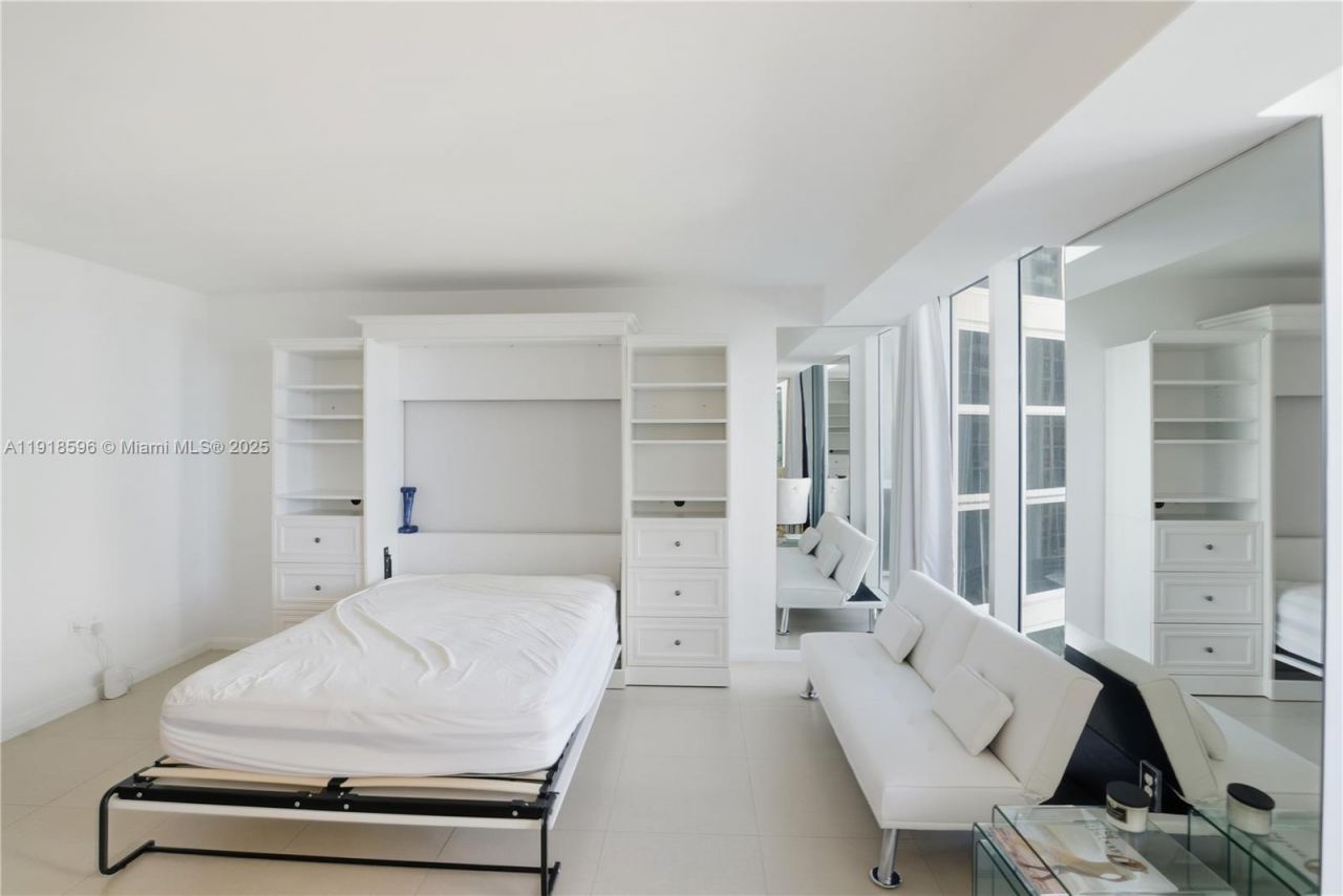 10275 Collins Avenue, Unit 1101, Bal Harbour, FL 33154 Photo