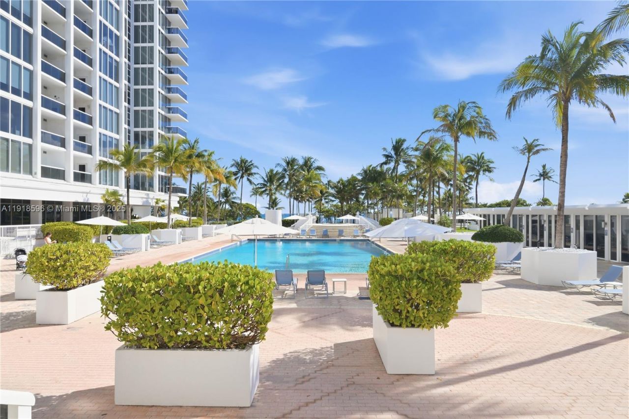 10275 Collins Avenue, Unit 1101, Bal Harbour, FL 33154 Photo