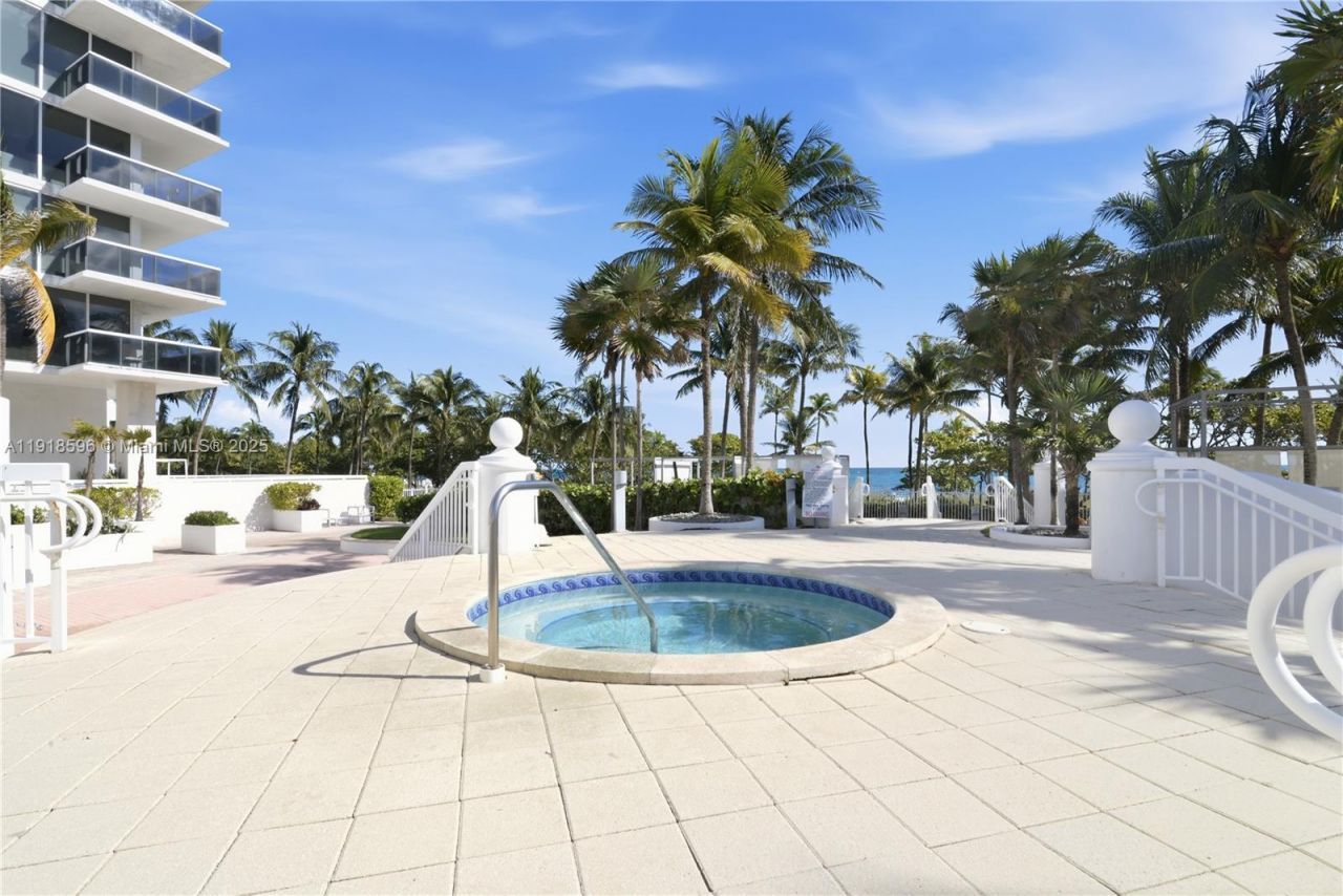 10275 Collins Avenue, Unit 1101, Bal Harbour, FL 33154 Photo
