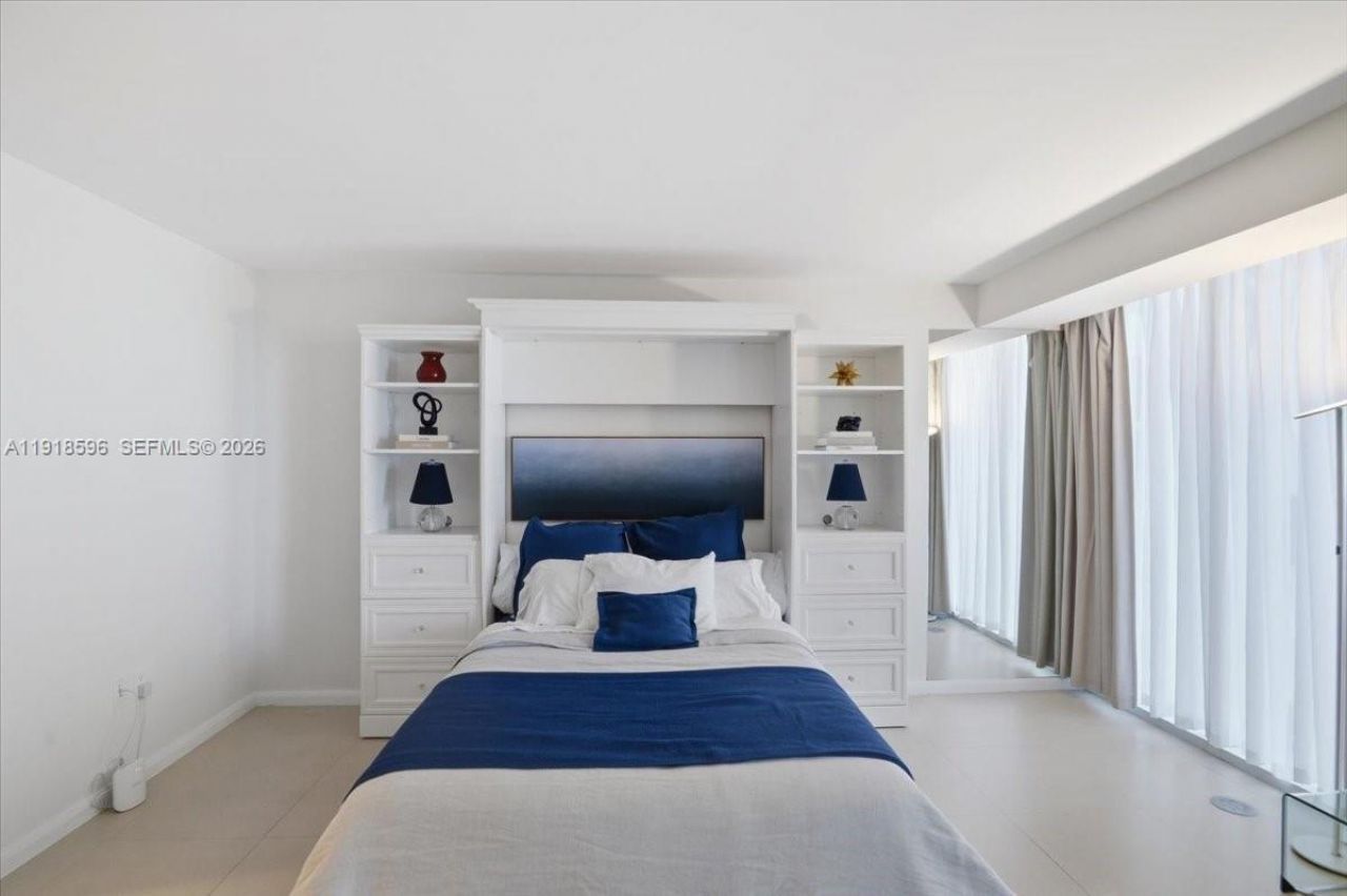 10275 Collins Avenue, Unit 1101, Bal Harbour, FL 33154 Photo
