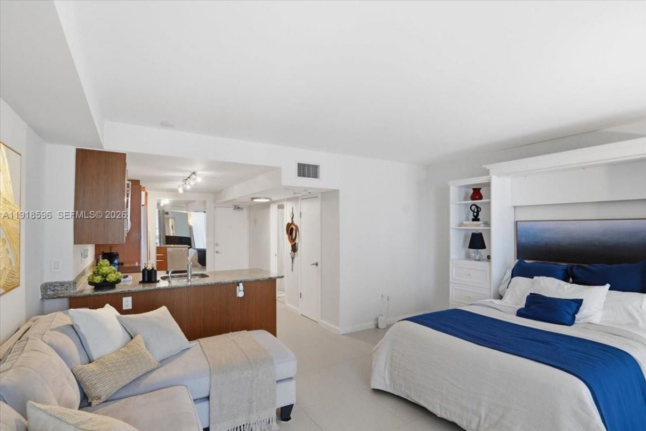 10275 Collins Avenue, Unit 1101, Bal Harbour, FL 33154 Photo