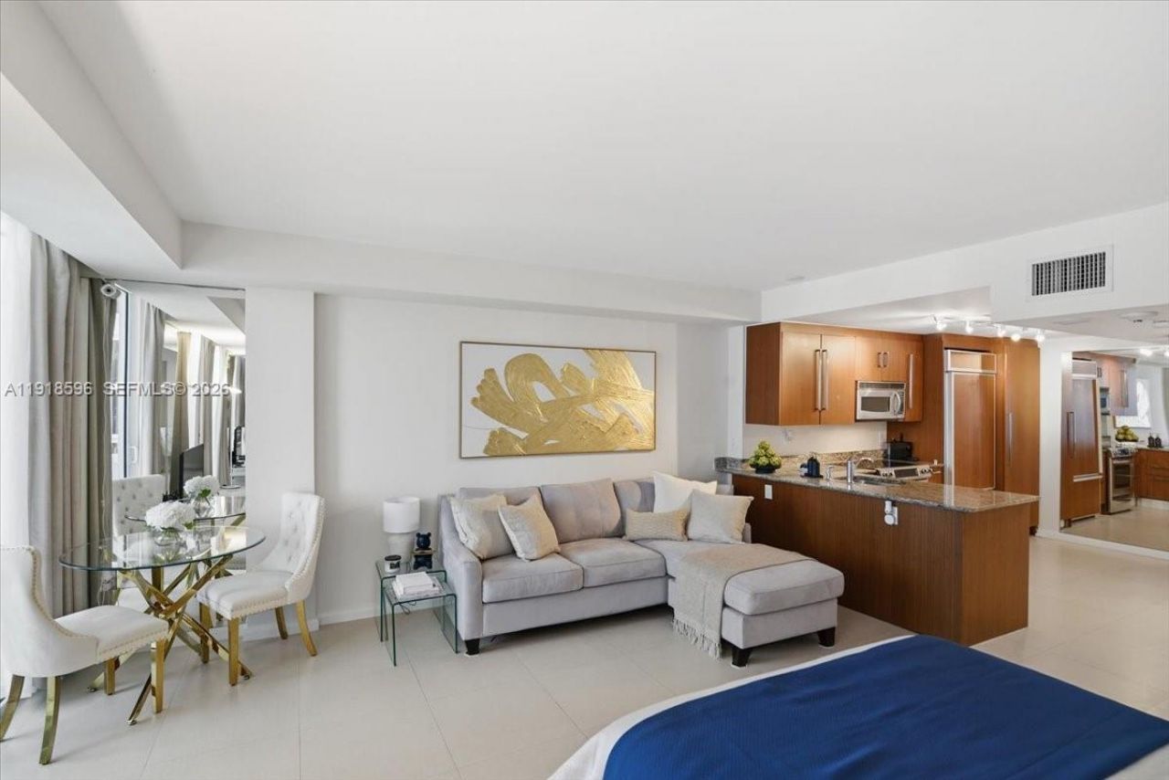10275 Collins Avenue, Unit 1101, Bal Harbour, FL 33154 Photo
