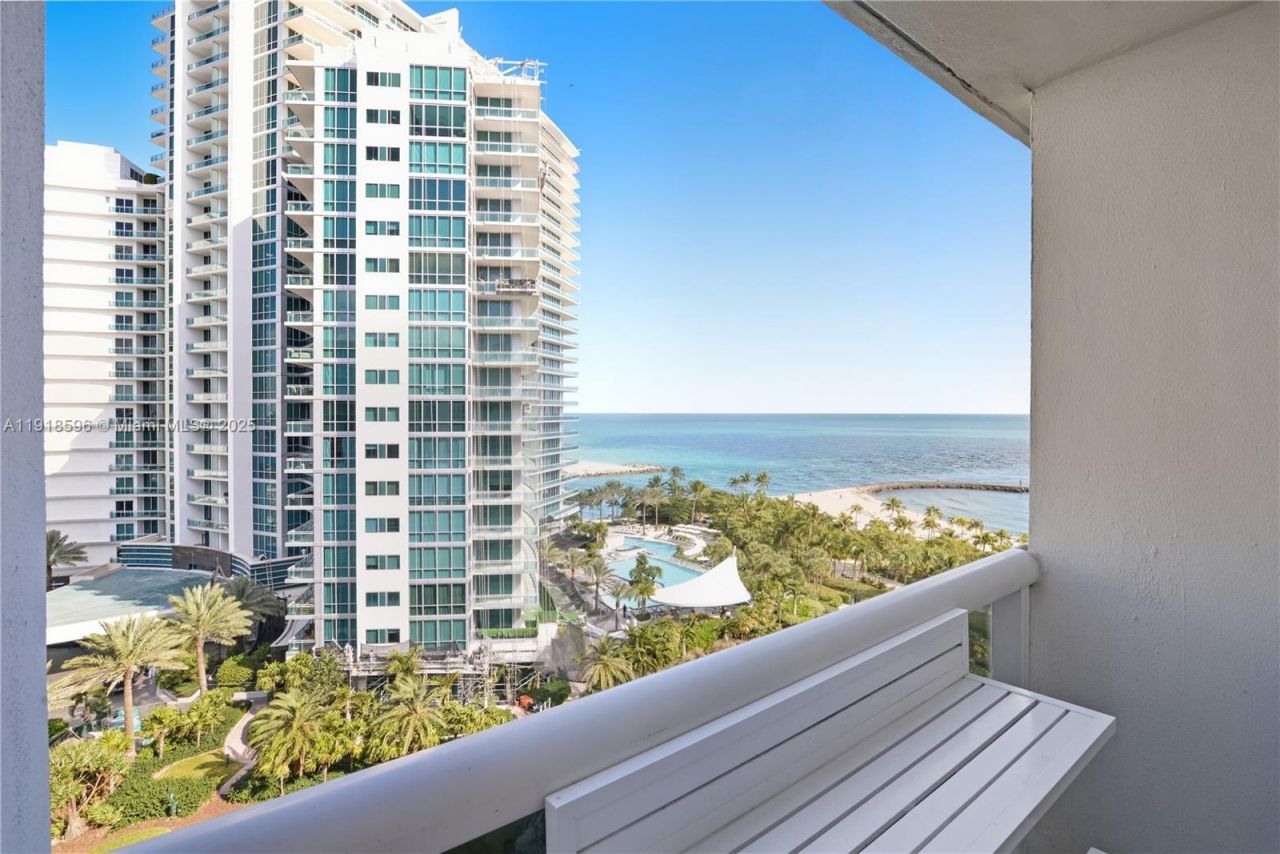 10275 Collins Avenue, Unit 1101, Bal Harbour, FL 33154 Photo