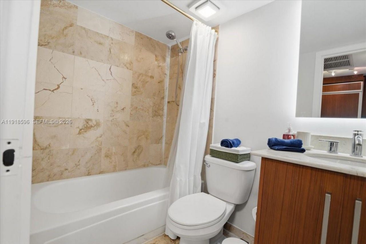 10275 Collins Avenue, Unit 1101, Bal Harbour, FL 33154 Photo