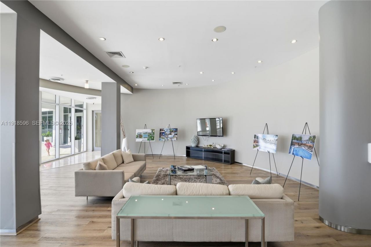 10275 Collins Avenue, Unit 1101, Bal Harbour, FL 33154 Photo