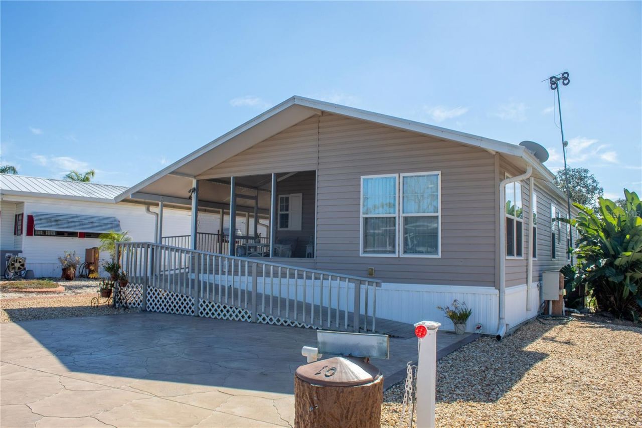 10 Grey Fox Lane, Lake Wales, FL 33898 Main Photo