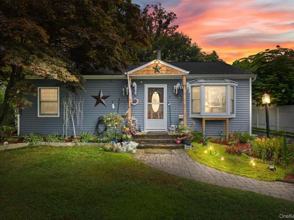 17 Perry Road, Cornwall, NY 12518