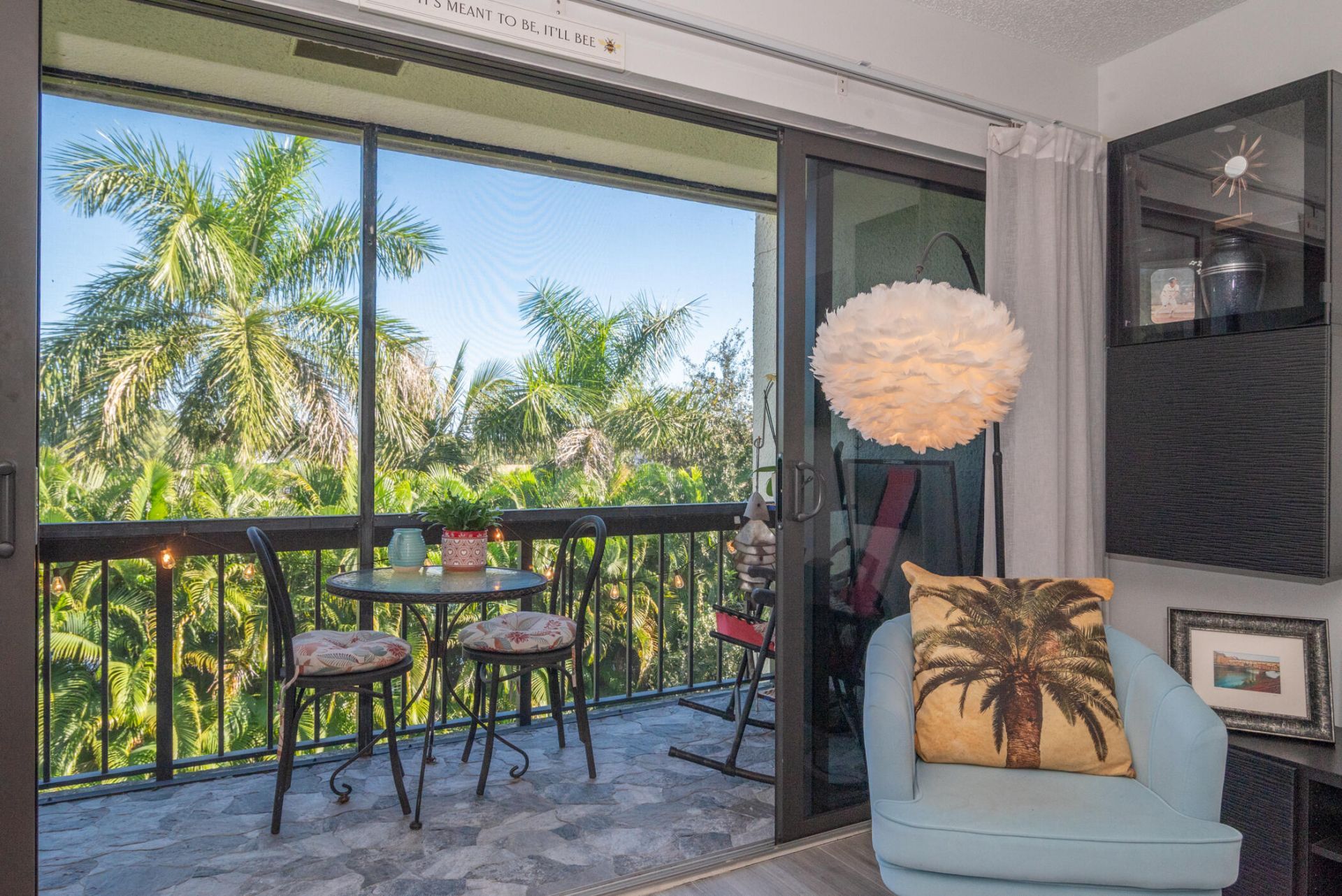 2550 Presidential Way, Unit 302, West Palm Beach, FL 33401 Photo