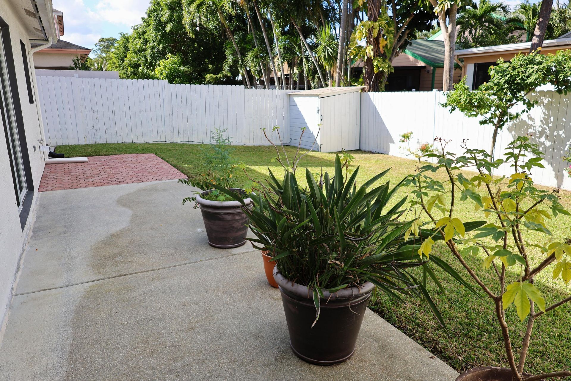 6196 Azalea Circle, West Palm Beach, FL 33415 Photo