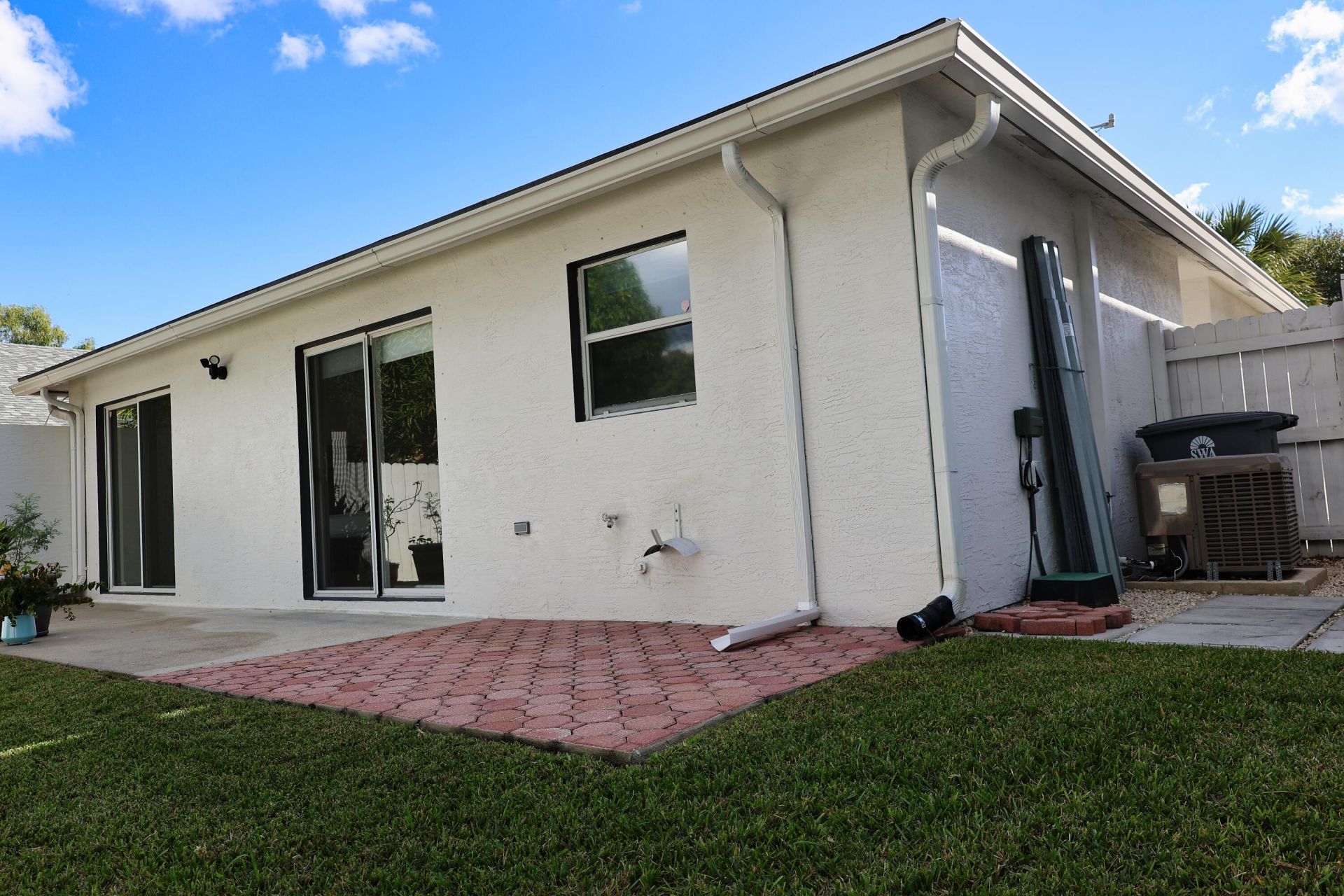 6196 Azalea Circle, West Palm Beach, FL 33415 Photo