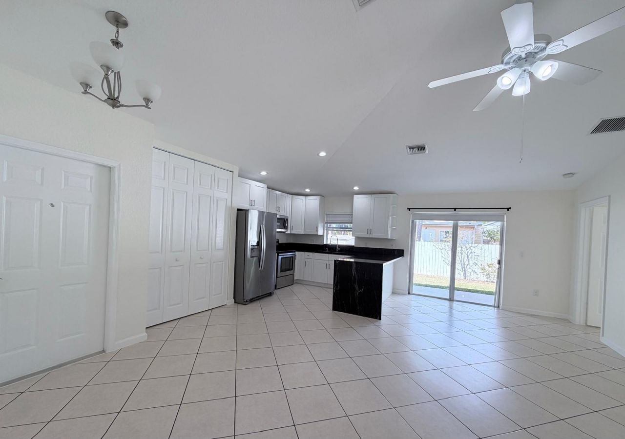 6196 Azalea Circle, West Palm Beach, FL 33415 Photo