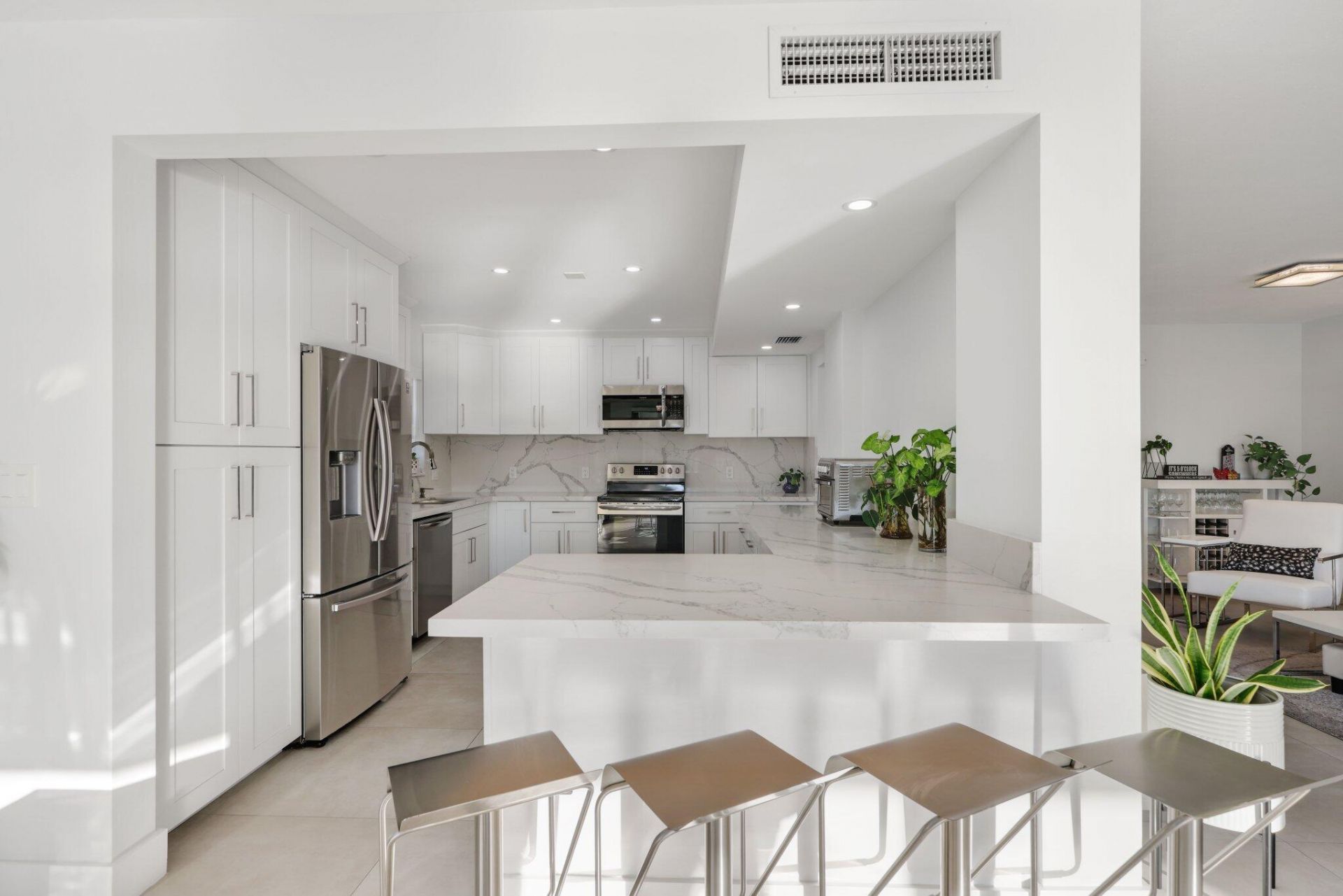 10180 W Bay Harbor Drive, Unit 2c, Bay Harbor Islands, FL 33154 Photo