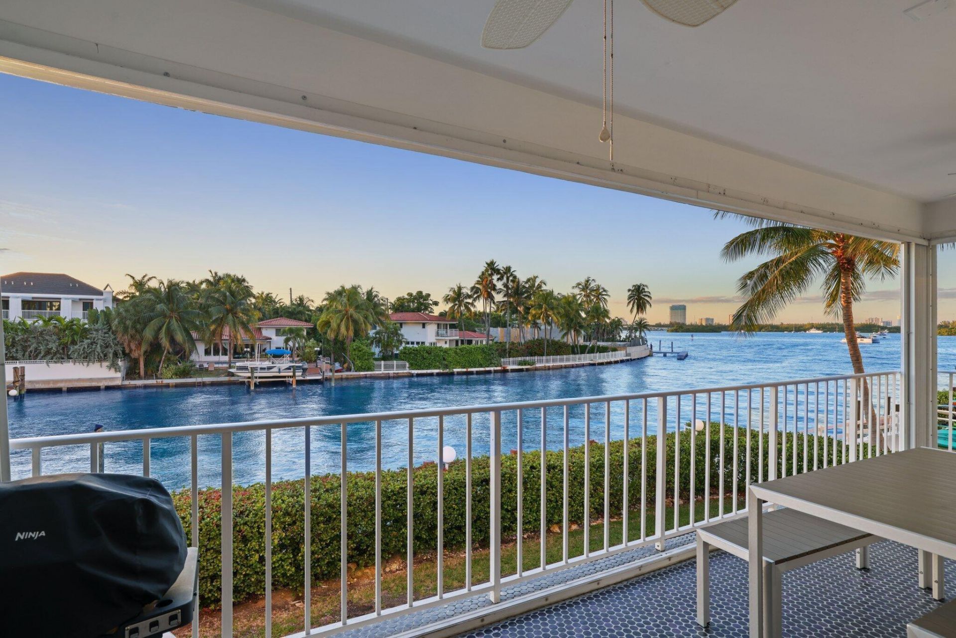 10180 W Bay Harbor Drive, Unit 2c, Bay Harbor Islands, FL 33154 Photo