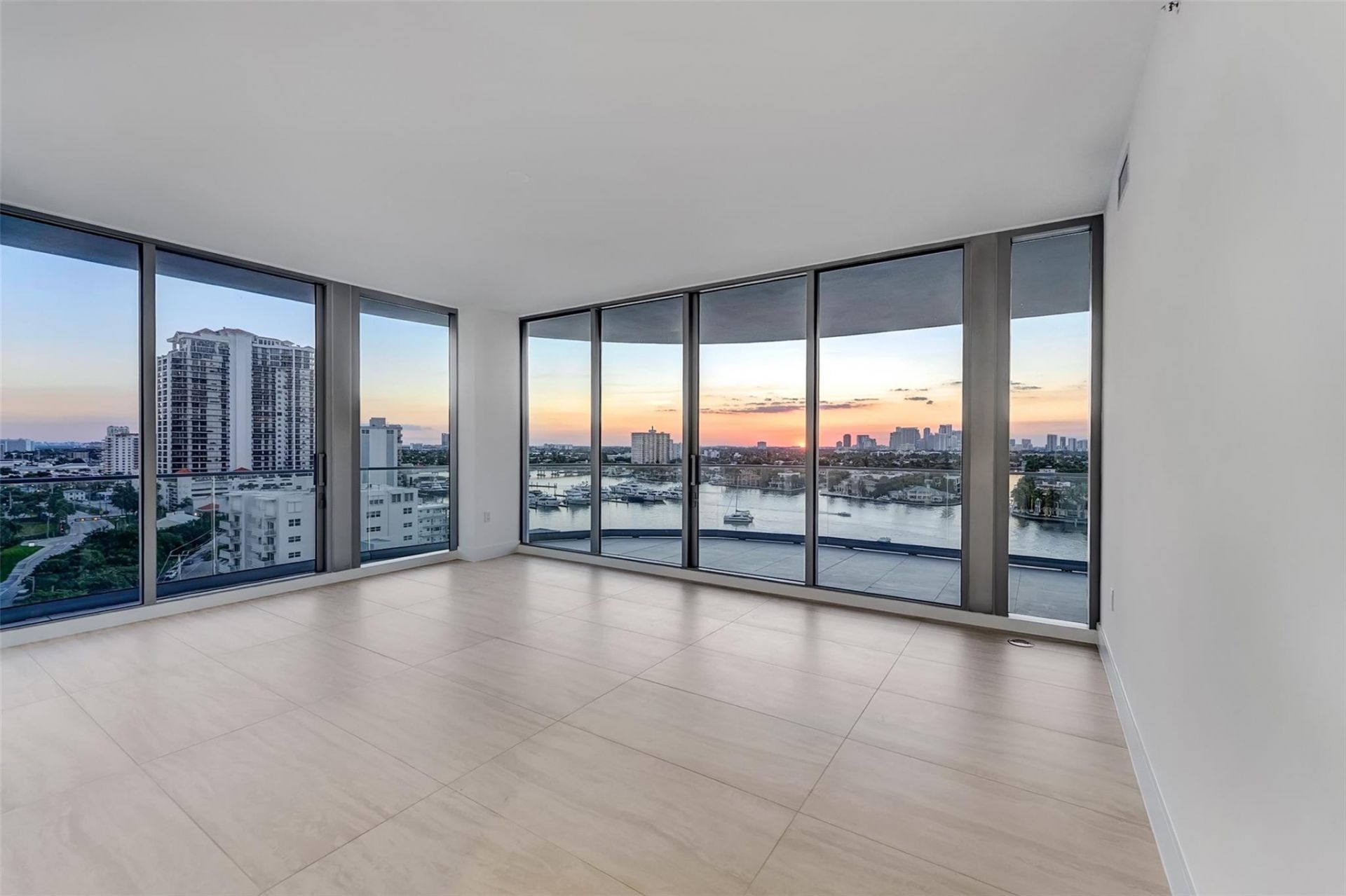153 N Seabreeze Boulevard, Unit 902, Fort Lauderdale, FL 33304 Photo
