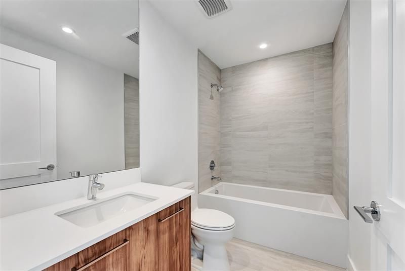 153 N Seabreeze Boulevard, Unit 902-S, Fort Lauderdale, FL 33304 Photo