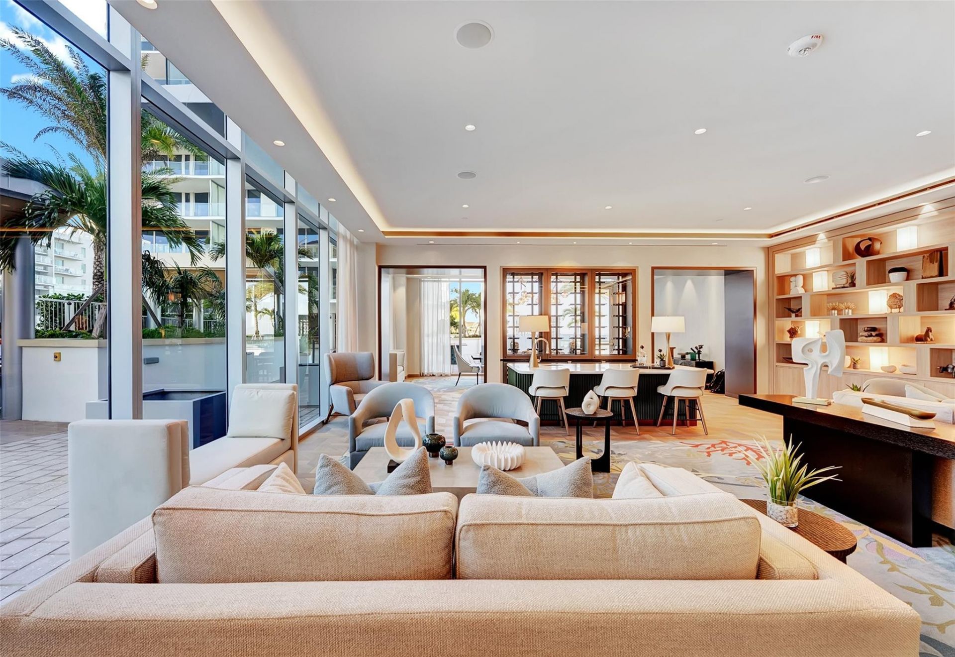 153 N Seabreeze Boulevard, Unit 902, Fort Lauderdale, FL 33304 Photo