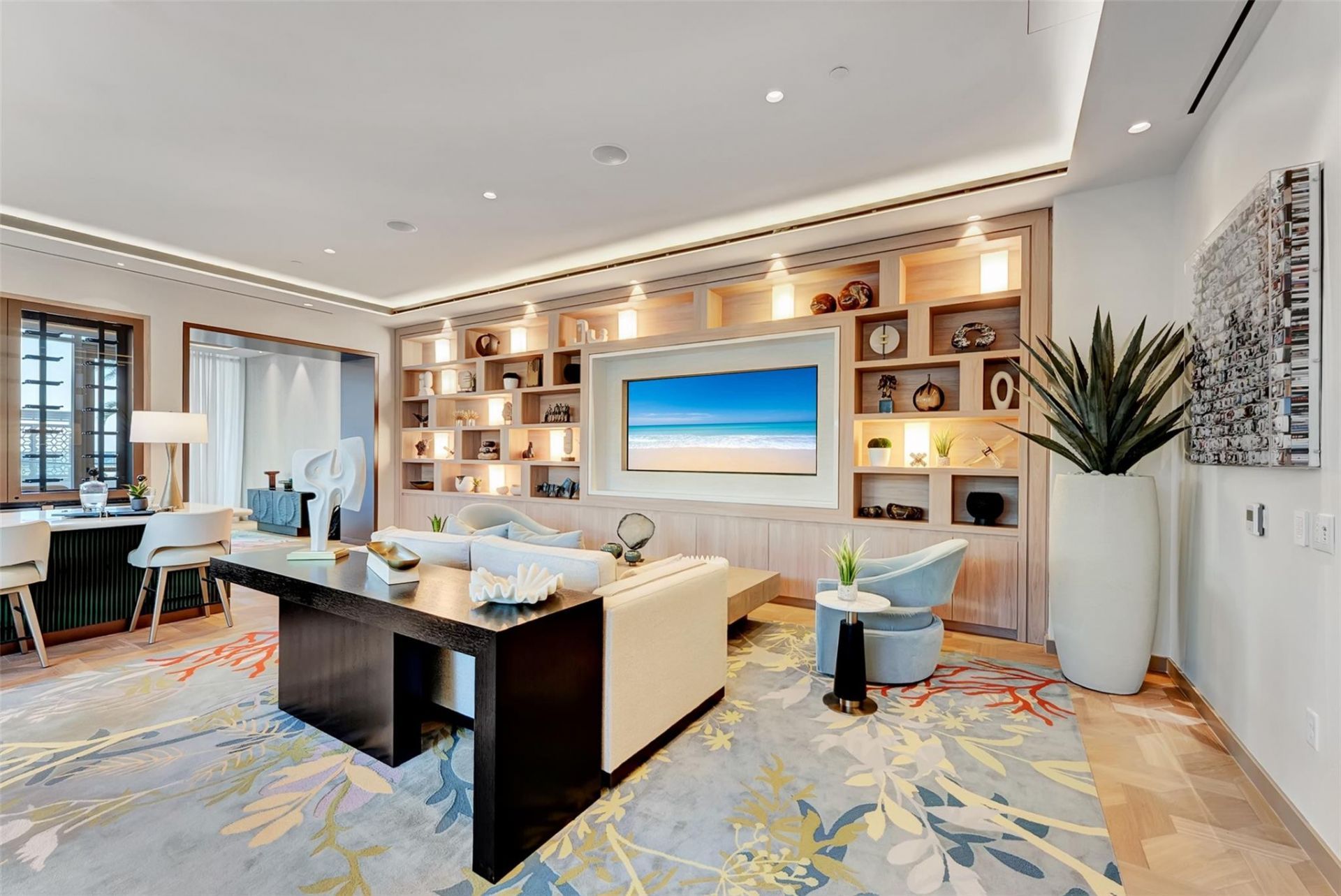 153 N Seabreeze Boulevard, Unit 902, Fort Lauderdale, FL 33304 Photo