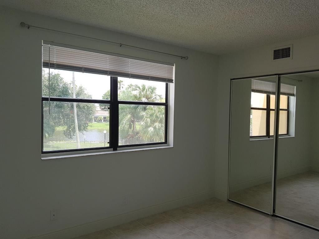 11453 NW 39th Court, Unit 211, Coral Springs, FL 33065 Photo