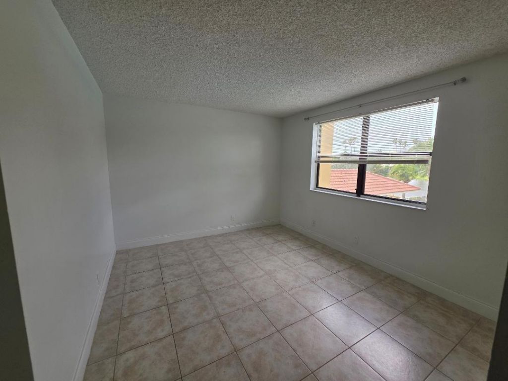 11453 NW 39th Court, Unit 211, Coral Springs, FL 33065 Photo