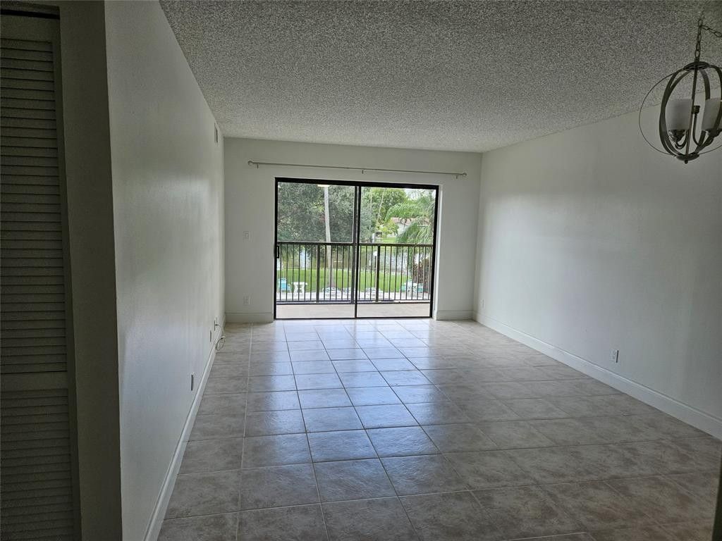 11453 NW 39th Court, Unit 211, Coral Springs, FL 33065 Photo