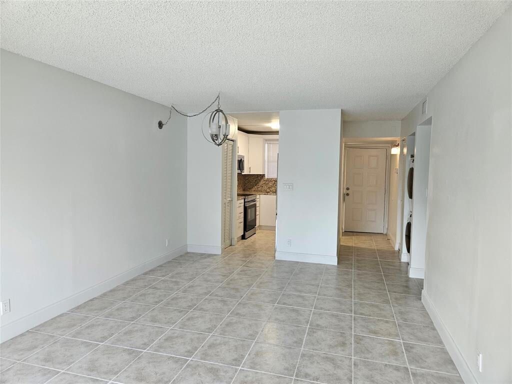 11453 NW 39th Court, Unit 211, Coral Springs, FL 33065 Photo