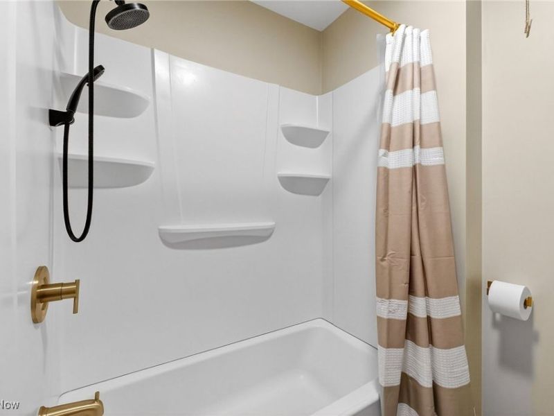 1570 Stadelman Avenue, Akron, OH 44320 Photo 20