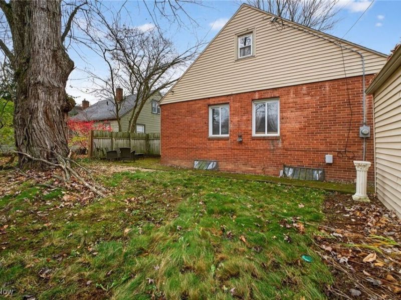 1570 Stadelman Avenue, Akron, OH 44320 Photo 33