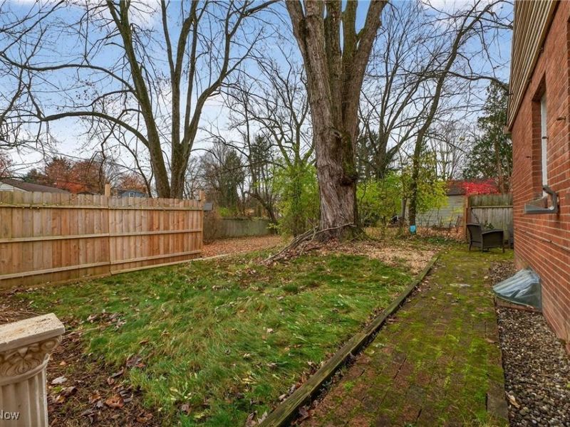 1570 Stadelman Avenue, Akron, OH 44320 Photo 34