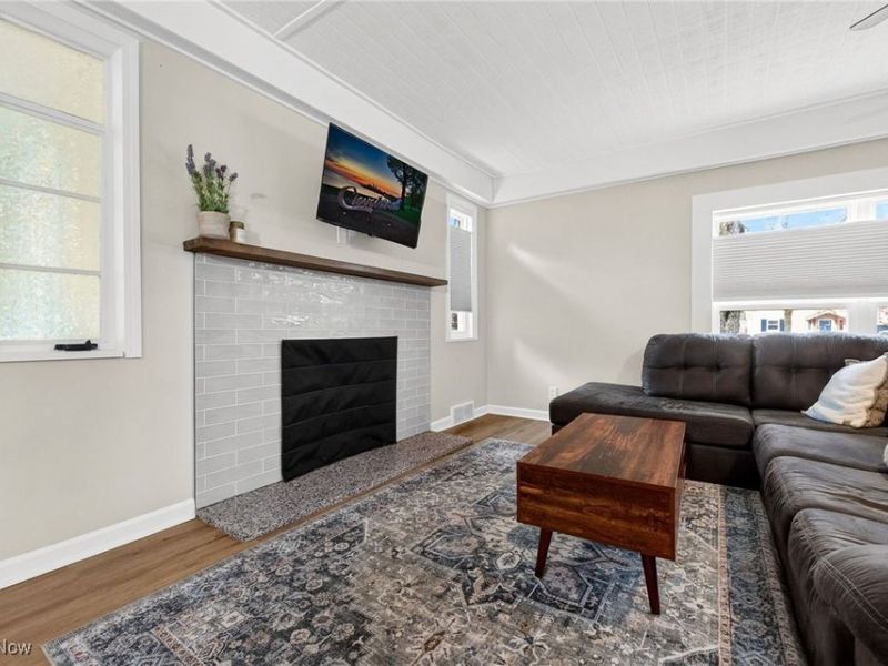 1570 Stadelman Avenue, Akron, OH 44320 Photo 4