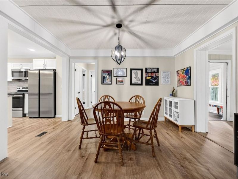 1570 Stadelman Avenue, Akron, OH 44320 Photo 7