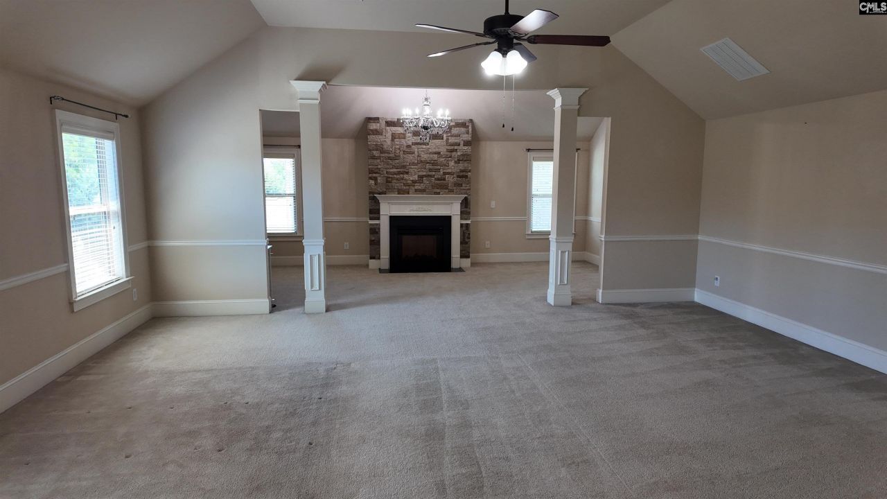 549 Everton Drive Photo 17