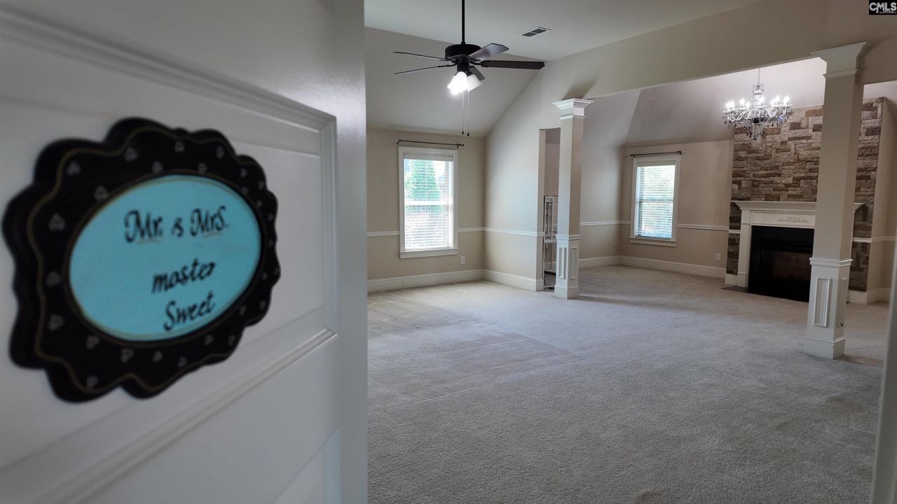 549 Everton Drive Photo 19