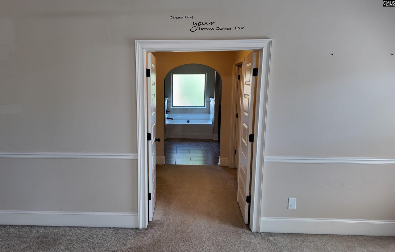 549 Everton Drive Photo 20