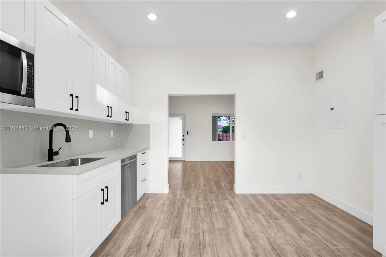 88 SW 29th Ave, Miami, FL 33135 Photo