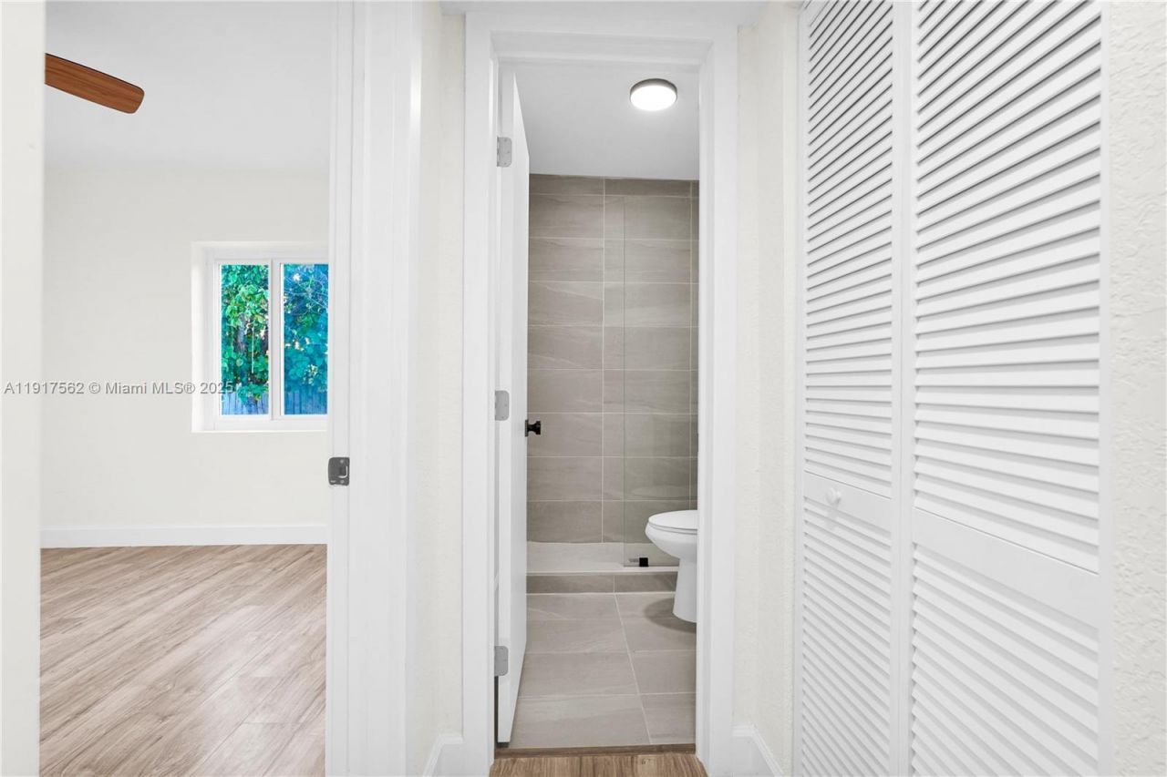 88 SW 29th Ave, Miami, FL 33135 Photo