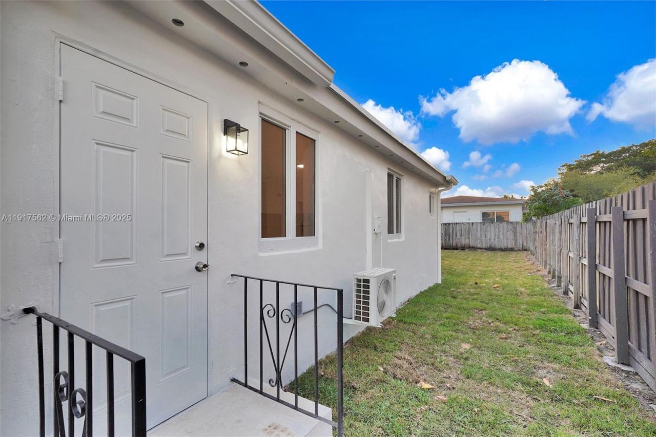 88 SW 29th Ave, Miami, FL 33135 Photo