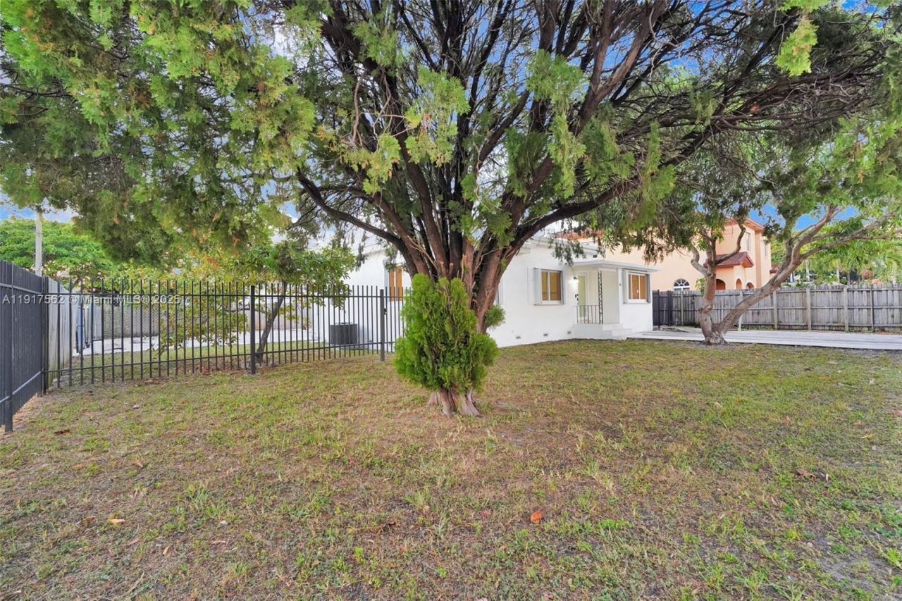 88 SW 29th Ave, Miami, FL 33135 Photo