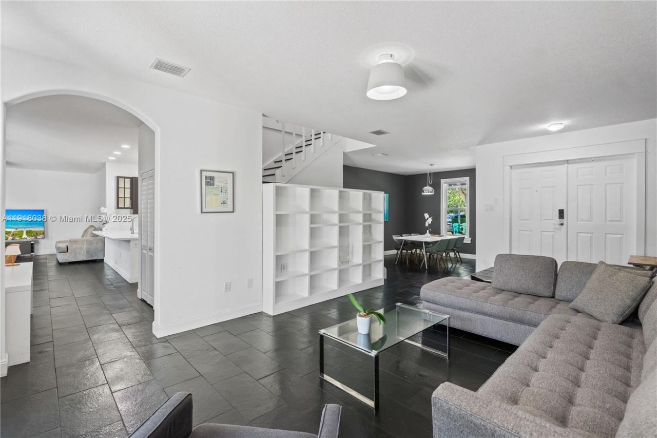 9777 SW 161st Pl, Miami, FL 33196 Photo