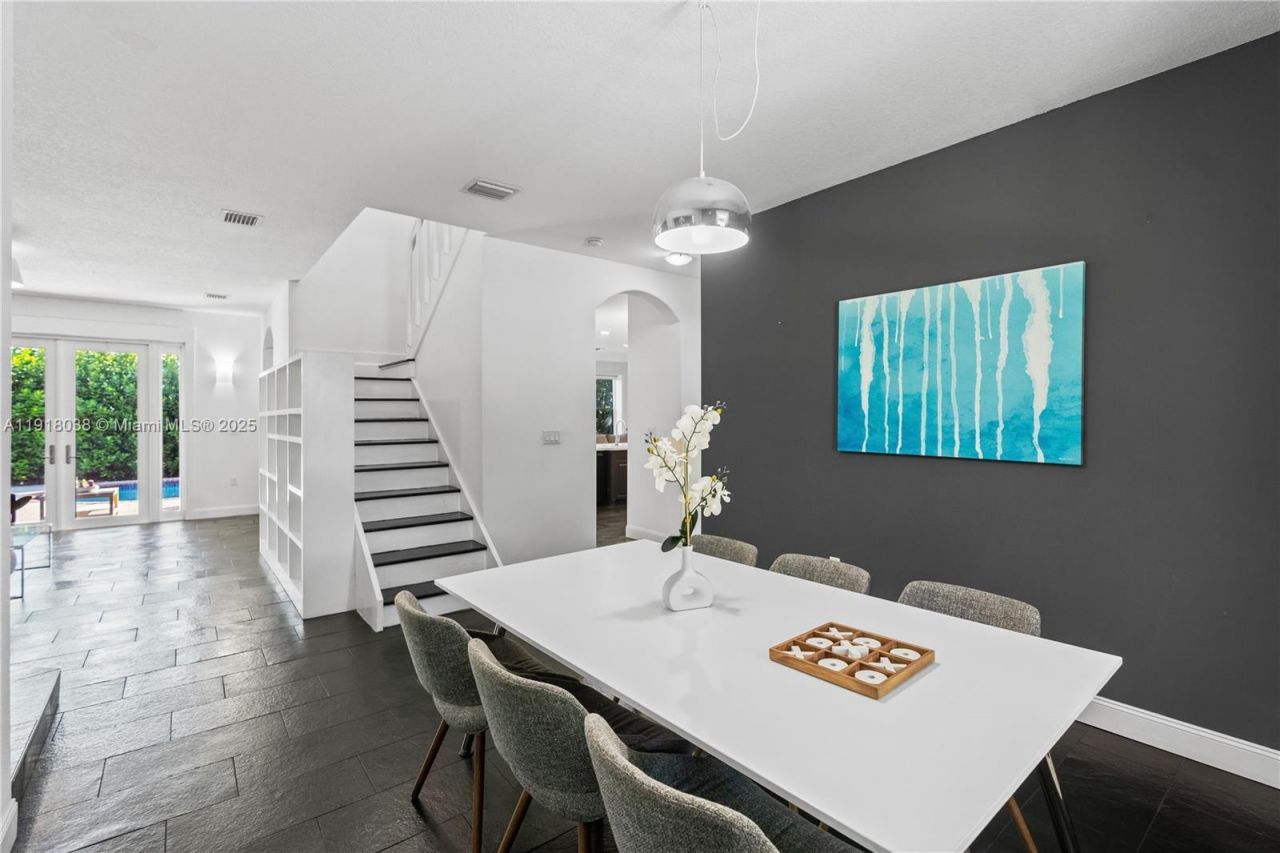 9777 SW 161st Pl, Miami, FL 33196 Photo